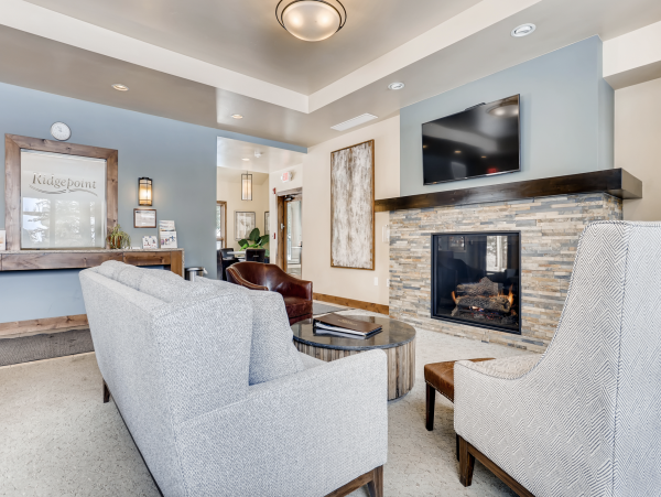 Beaver Creek Luxury Vacation Accommodation 200 Yard to Lift